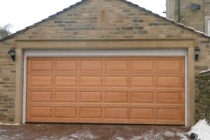 Sectional-Garage-Doors-in-Yorkshire-300x225